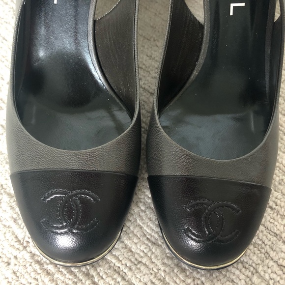 ✨Flash Sale✨Chanel CC Leather Slingback Heel - Picture 2 of 8